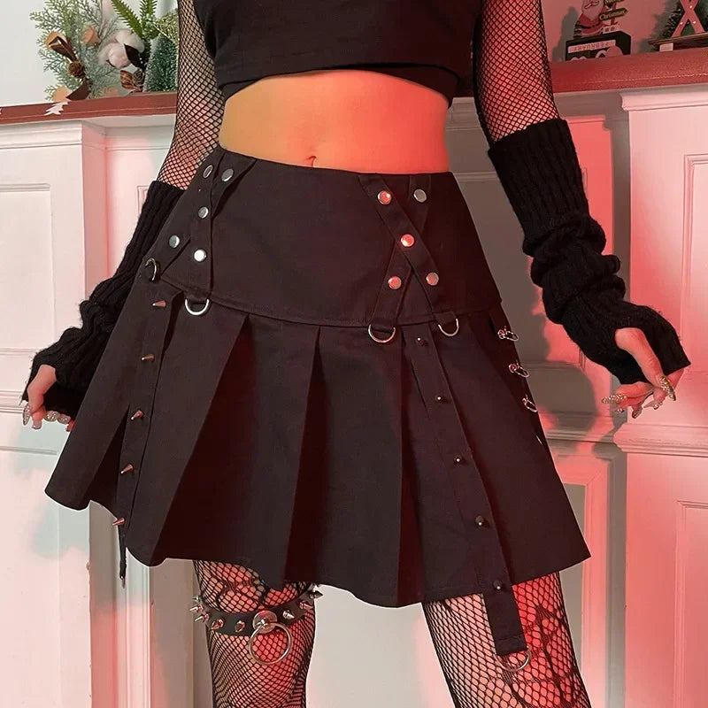 thermal snug skirts -Streamer Gothic Low Personality Version Skirt Metal Harajuku Rivet Pleated Spice Short Diablo Buckle Waist A