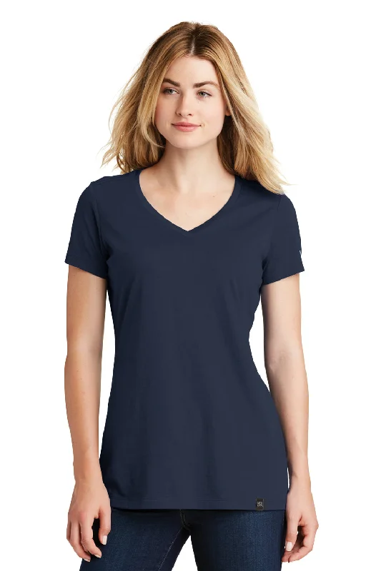 stretch active t-shirts -New Era Womens Heritage Short Sleeve V-Neck T-Shirt - Navy Blue