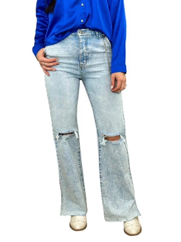 stylish jogger pants -90's Flare Jeans In Light Wash