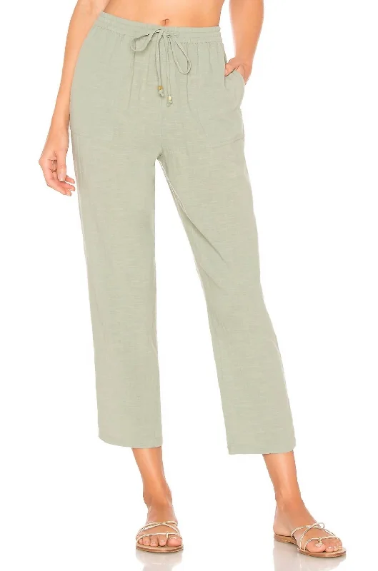 dynamic gym pants -Andres Crop Pant In Reef Green